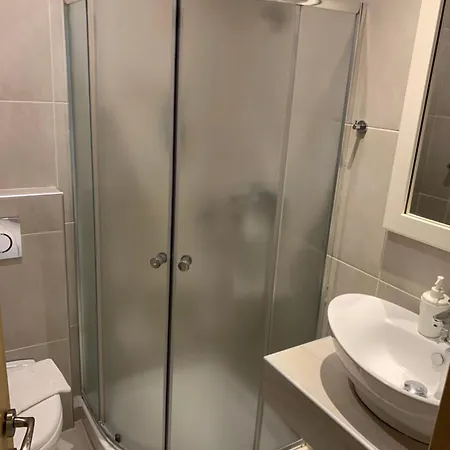 Luxury Ath Aparthotel