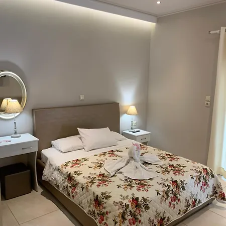 Luxury Ath Lägenhetshotell *