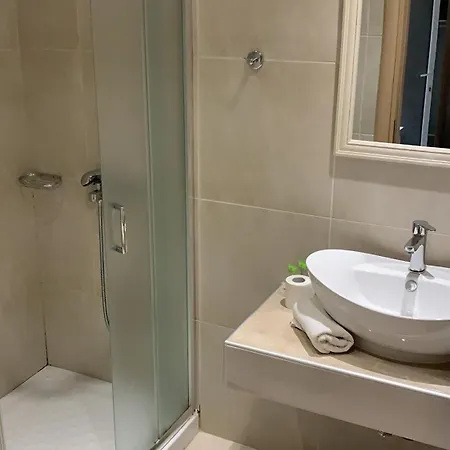 Aparthotel Luxury Ath