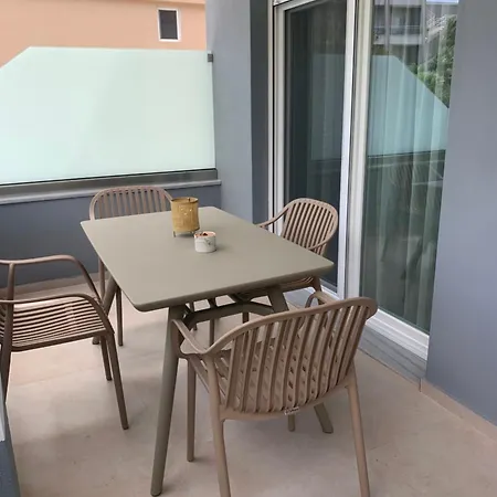 Villa Athanasia And Apartments Apartahotel 4*