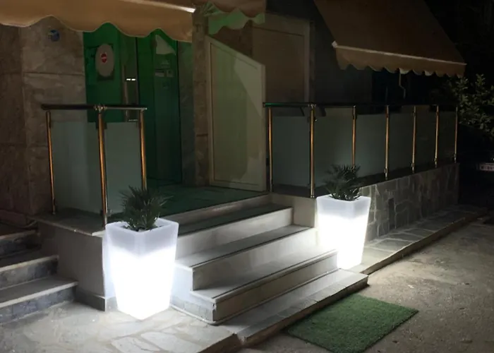 Athanasia And Hotel de apartamente