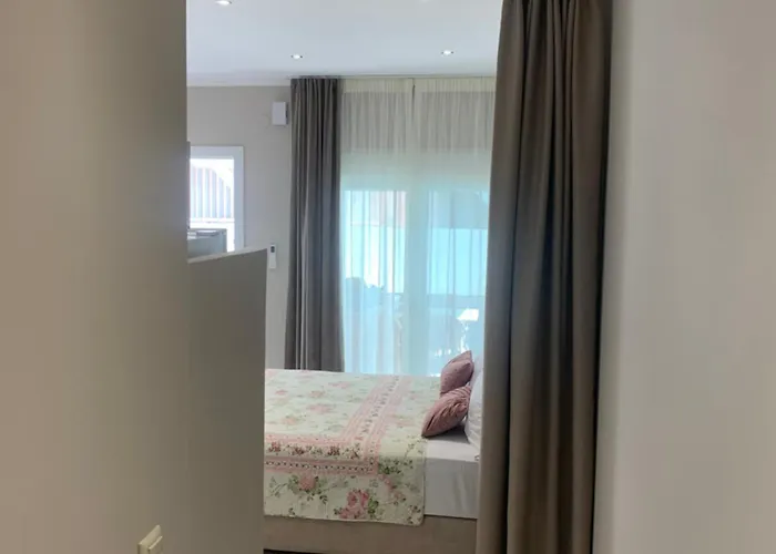 Athanasia And Hotel de apartamente 4*