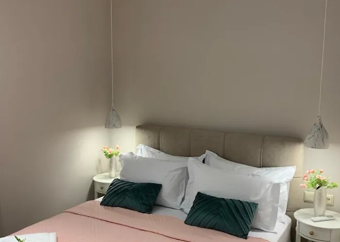 Athanasia And Ξενοδοχείο με διαμερίσματα