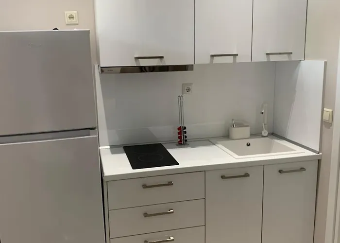 Hotel de apartamente Athanasia And