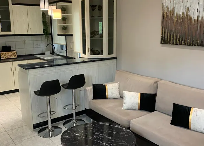 Hotel de apartamente Athanasia And 4*